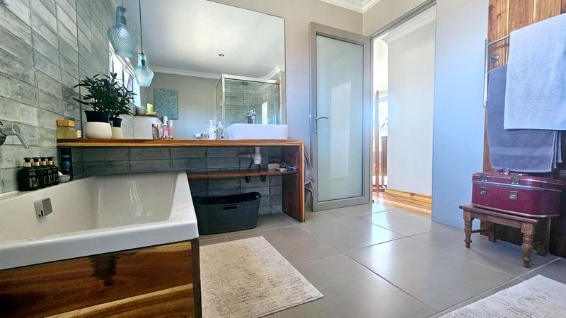 3 Bedroom Property for Sale in Dana Bay Western Cape
